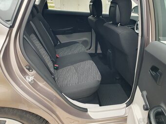 Kia Ceed 1.4 CVVT benzin 77kw - 14