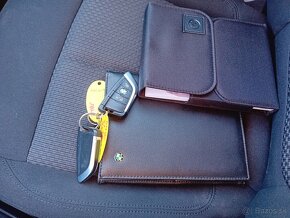 BMW X1 XDrive 18d  SL  AUT  DPH  4X4 - 14