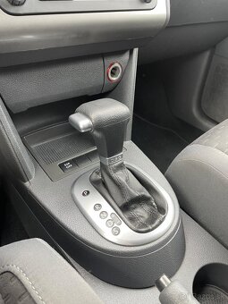Volkswagen Touran 2.0 TDI DSG Sportline Facelift - 14