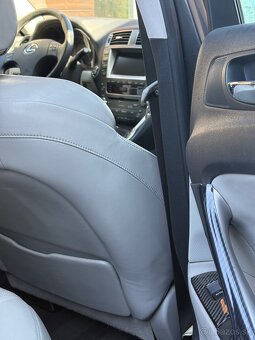 Lexus is 220d 147kw 271kxxx - 14