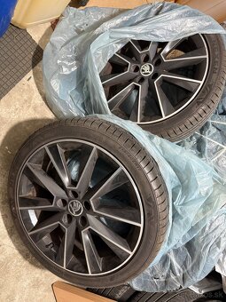 Škoda Rapid 1.2 tsi sport - 14