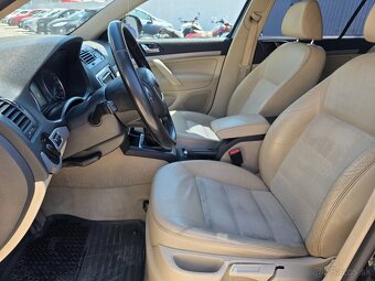 Škoda Octavia 1.8 TSI Elegance - 14