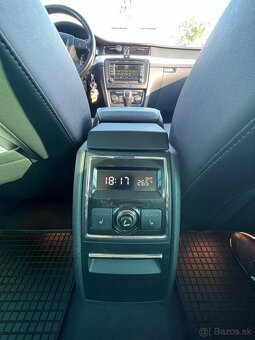 Škoda Superb Combi 1.6 TDI, full výbava, koža, 2 sady kolies - 14