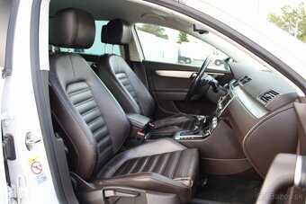 Volkswagen Passat Alltrack 2.0 TDI - 14