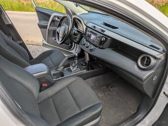 RAV4 2.0 l benzin 4x4 - 14