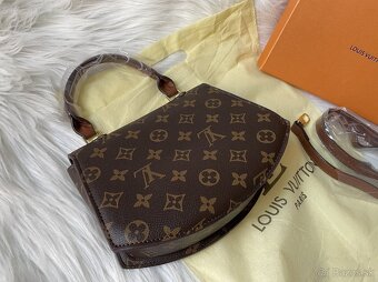 Louis Vuitton Tilsitt Monogram kabelka - 14