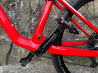 Canyon LUX CF SL 7.0 - 14
