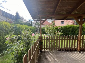 Na predaj veľký rodinný dom s tromi kúpeľňami pri Malom... - 14