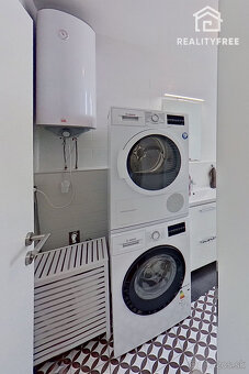 3i mezanín  so záhradou a parkovaním,  Bratislava - Čuňovo - 14