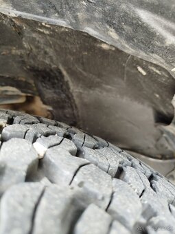 Mitsubishi Pajero 3,2 - 14