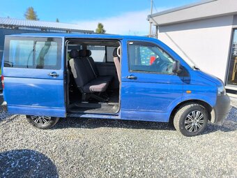 Volkswagen Caravelle - 14