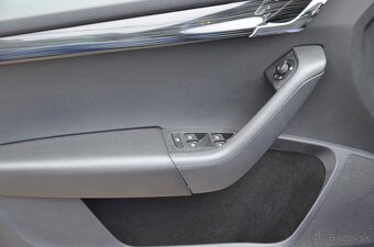 Škoda Octavia Combi 2,0 TDi Style 135KW AT7 - 14