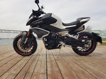 NK 800 CFmoto - 14