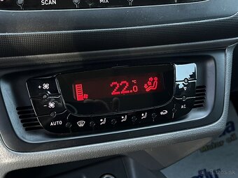 Seat IBIZA 2012 1.4 Benzín - 14
