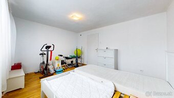 4 - izbový rodinný dom v meste Sliač so samostatnou garážou - 14