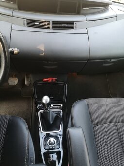 Renault Espace 2,0 dCi 110KW 7 míst - 14
