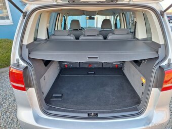 Volkswagen Touran 1.6TDi Comfortline AKČNÍ CENA - 14