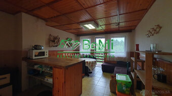 Poschodová chata s altánkom v Slavošovciach - NA PREDAJ - 14