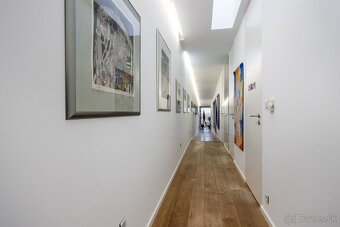 Exkluzívna VILA s panoramatickým výhľadom v Svätom Jure- 5 - 14