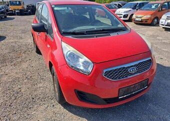 Kia Venga 1,4 i COOL benzín manuál 66 kw - 14