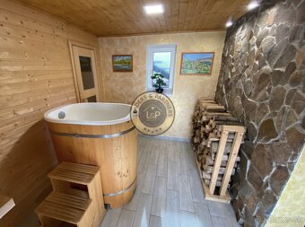 NOVINKA Nízkoenergetické rodinné sídlo s WELLNESS - Záborské - 14