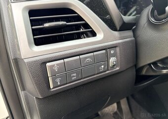 SsangYong Korando 1.5 T-GDI 4x4 A/T STYLE PLUS benzín - 14