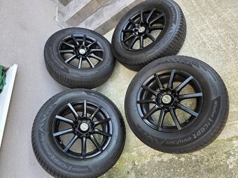 Zimne kolesa 5x114,3 r16 pneu 215/70 r16 - 14