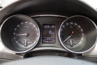Škoda Superb Combi 2.0TDi /aj na splátky/ - 14