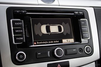 Volkswagen Passat CC 2.0 TDI BlueMotion - 14