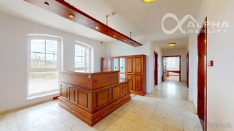 Prenájom: Polyfunkčný priestor 98,9m2, Markušovská cesta,SNV - 14