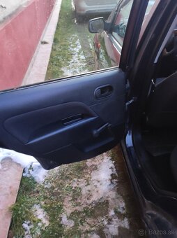 Ford fiesta 1.25 benzín - 14