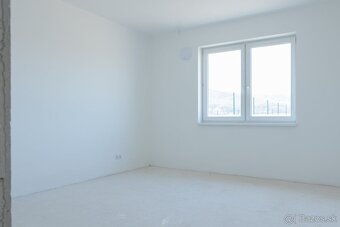 RODINNÝ DOM v rádovej zástavbe - projekt Pod Ráblom Dvorníky - 14