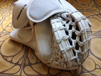 Brankárska lapačka Bauer Vapor Hyperlite 2, custom, klas. g. - 14