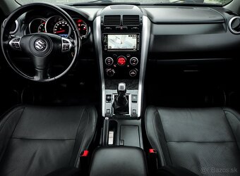 SUZUKI GRAND VITARA 1.9DDiS 4x4 - NAVI, ŤAŽNE, STK, ŠPZ - 14