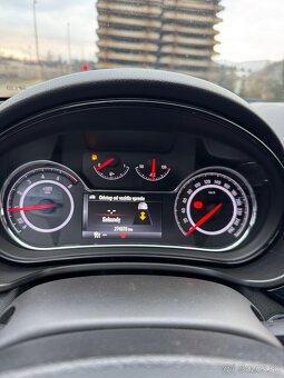 Opel Insignia 2.0 cdti 4x4 - 14