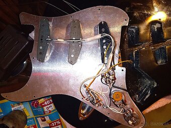 Greco Stratocaster Spacey Sound 81- snímače USA Fender 79-81 - 14