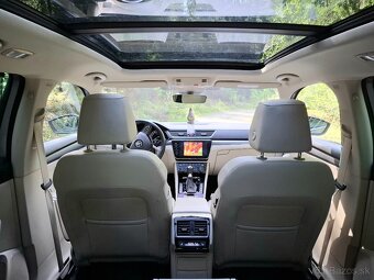 Škoda Superb Combi 2.0 TDI Style DSG 110kw,2019-tka,panorama - 14