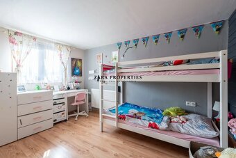 Rodinný dom v tichej lokalite, obec Papradno - 14