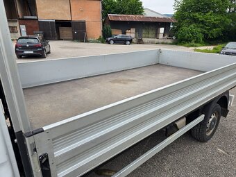 Predám Renault Master Valnik 2,5 dci. Kilometre  95689  SK - 14