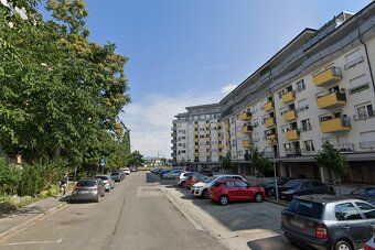 PRENÁJOM – 3iz byt – novostavba  v blízkosti AVIONU - 14