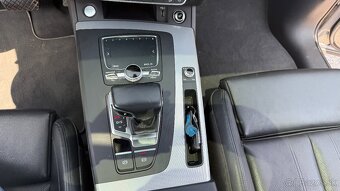 Audi Q5 40 2.0 TDI Design quattro S tronic - 14