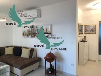 Na predaj apartmán so strešnou terasou len 80m od mora, výhľ - 14