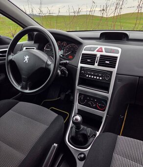 Peugeot 307 1.6 HDi 80KW/110 koní R.V.04/2007 - 14