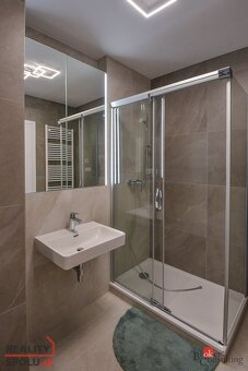 Na predaj: Moderný 2-izbový byt v srdci Bratislavy 2 poshod - 14