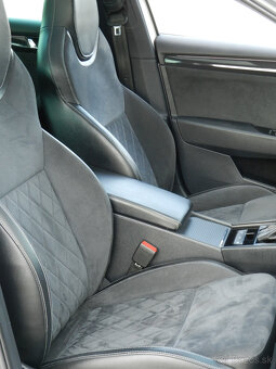 Škoda Superb III Combi  SPORTLINE Webasto Panorama - 14