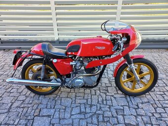Triumph Bonneville T120R EGLI r.1969 s Doklady - 14