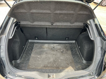 Honda Civic 1.8 V-Tec benzín, 103kW, MT/6, rok:12.2011. - 14