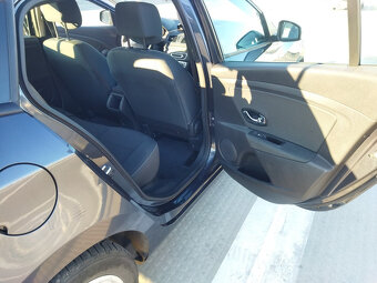 Renault Megane 3  Grandtour 1,5dci - 14