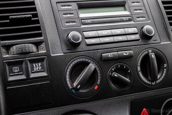 Volkswagen Transporter T5 Shuttle 2.5TDI 96kW 7-miestne - 14