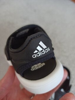 Sandálky Adidas veľ 28 - 14